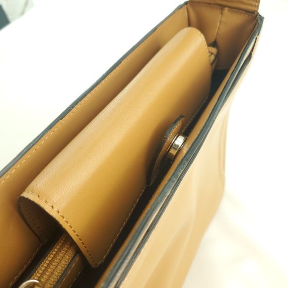 Adrienne Vittadini Womens Tan Leather Flap Snap Classic Shoulder Handbag Purse - Picture 4 of 15